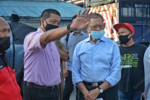 DATUK SERI MUSTAPHA MOHAMED