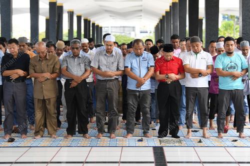 SOLAT HAJAT SUSULAN PERKEMBANGAN POLITIK SEMASA NEGARA