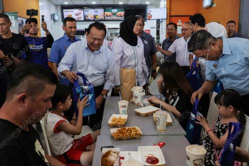 DATUK SERI ALEXANDER NANTA LINGGI