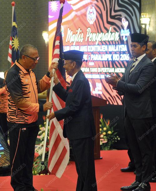 KL18_28072016_AGONG