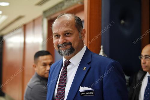 KL18_28112018_PARLIMEN_BN201810130775