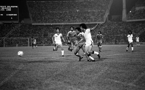SELANGOR VS SINGAPURA