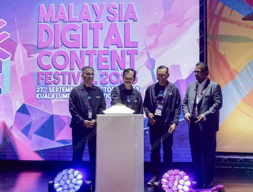 DATUK MOHAMAD FAUZI MD ISA