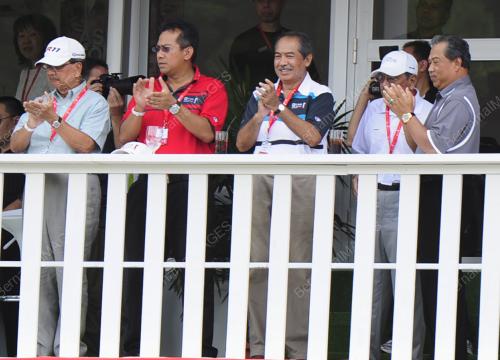 TAN SRI MUHYIDDIN YASIN
