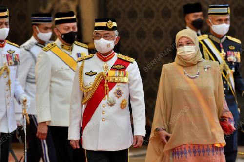 AL-SULTAN ABDULLAH RI'AYATUDDIN AL-MUSTAFA BILLAH SHAH