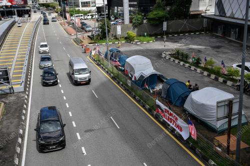 KEPUNG DEMI PALESTIN