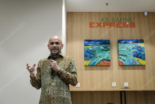 DATUK SERI MEER SADIK HABIB