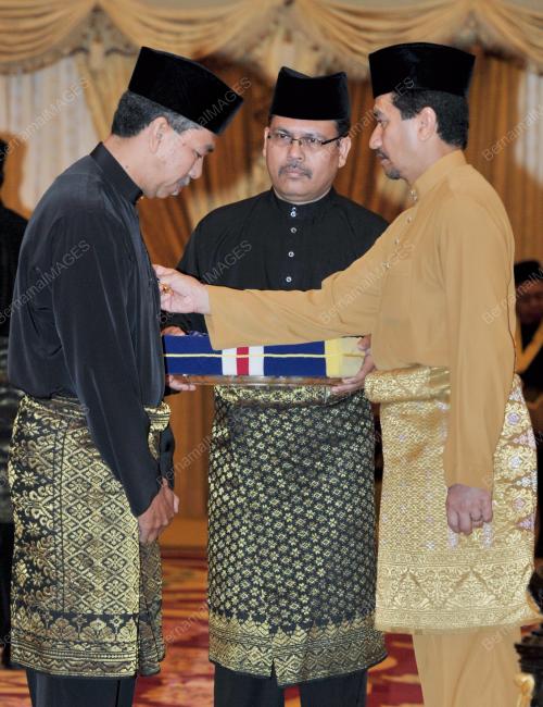 TUANKU MIZAN ZAINAL ABIDIN