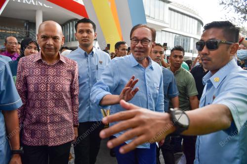 DATUK SERI ANWAR IBRAHIM