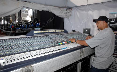 PERSIAPAN TAHUN BARU 2010