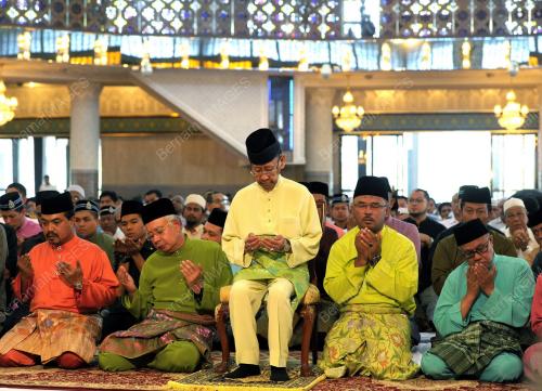 KL18_31052013_AGONG_JUMAAT