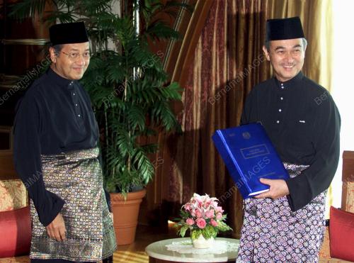 TUN ABDULLAH AHMAD BADAWI