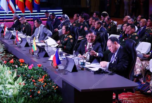 MESYUARAT MENTERI-MENTERI PERTAHANAN ASEAN KE 19