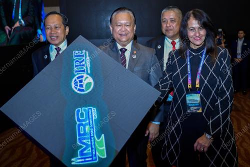 DATUK SERI ALEXANDER NANTA LINGGI