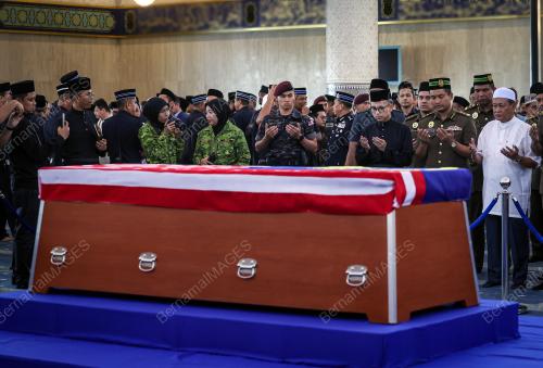 DATUK FAHMI FADZIL