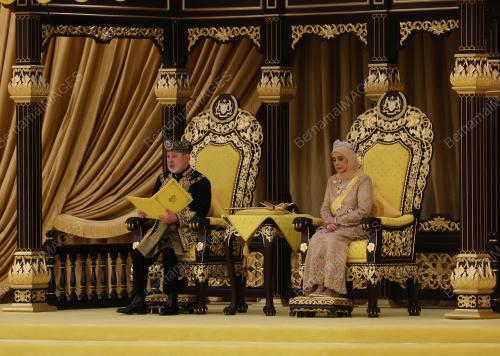 ISTIADAT PERTABALAN YANG DI-PERTUAN AGONG KE-17