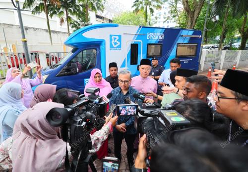 DATUK FAHMI FADZIL