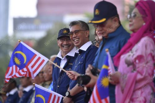 DATUK SERI HISHAMMUDDIN TUN HUSSEIN