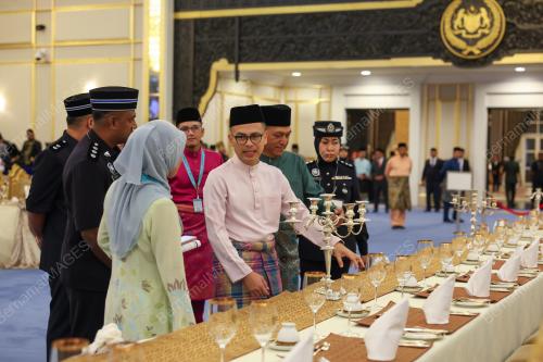 FAHMI FADZIL