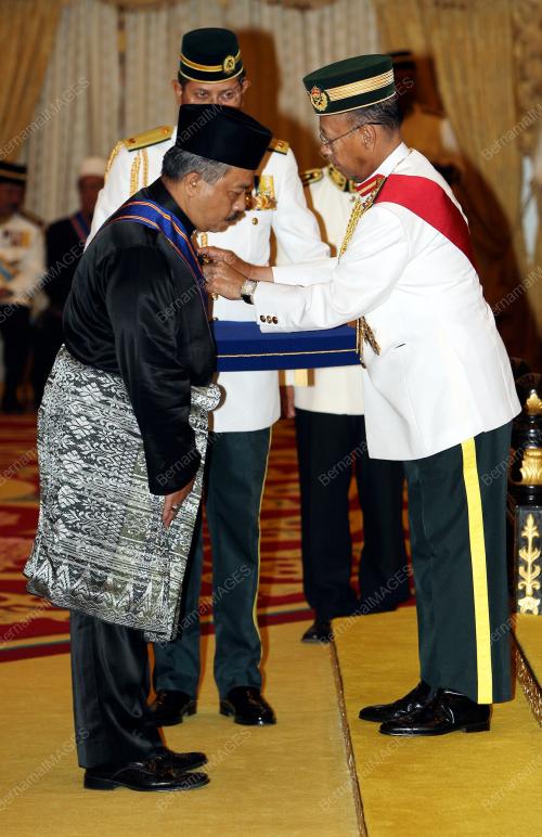 TUANKU ABDUL HALIM MU'ADZAM SHAH