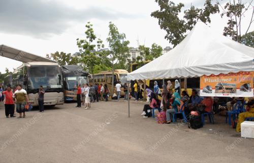 HENTIAN BAS SEMENTARA BUKIT JALIL