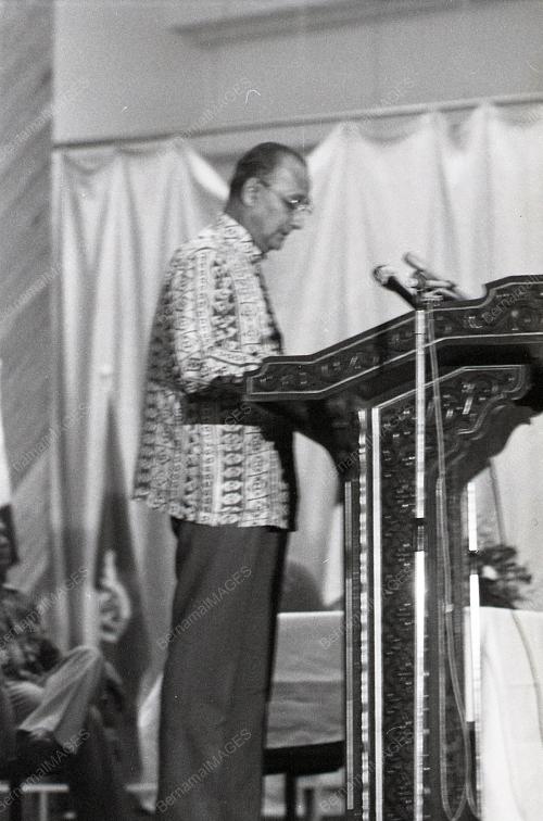 DATUK SERI UTAMA HUSSEIN ONN (PM3)