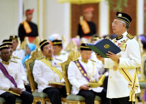 KL19_01062013_AGONG