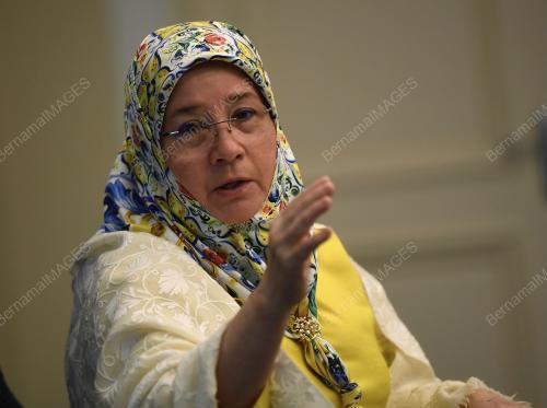 TUNKU HAJAH AZIZAH AMINAH MAIMUNAH ISKANDARIAH