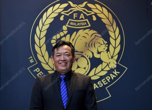 BARISAN KEJURULATIHAN SKUAD B-23