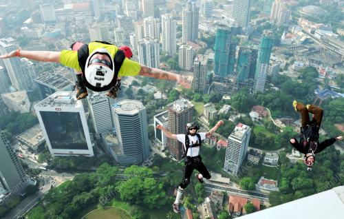 BASE JUMP