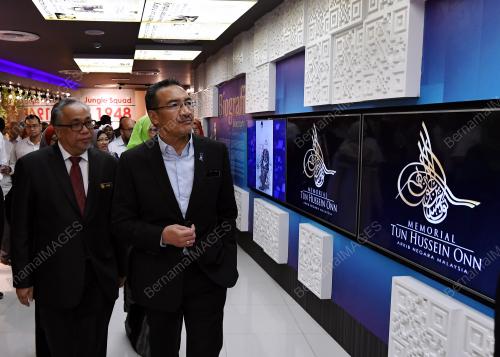 KL19_01112017_LAWATAN_BN201710279658