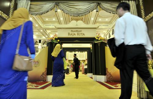 KL19_02052017_AGONG_MUZIUM