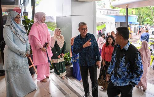 TENGKU DATUK SERI ZAFRUL ABDUL AZIZ