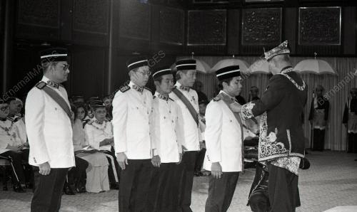 HARI KEPUTERAAN