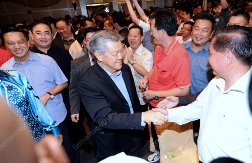 KL19_02072012_DEBAT