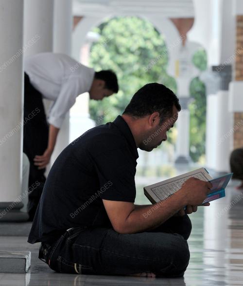 AL-QURAN_
