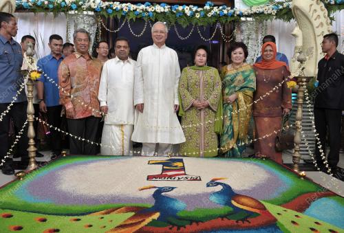 KL19_02112013_DEEPAVALI