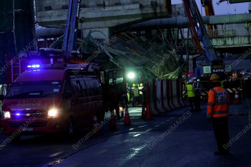 STRUKTUR LEBUHRAYA SUKE RUNTUH