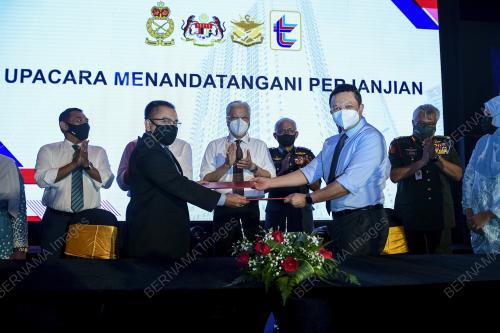 DATUK SERI ISMAIL SABRI YAAKOB