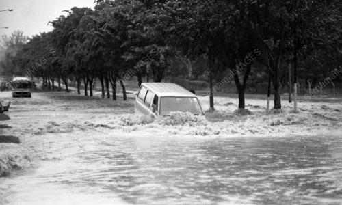KL19_04022015_BANJIR_KILAT