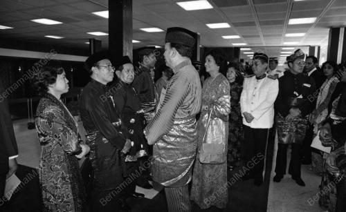 KL19_04022015_PENGURNIAAN_BINTANG