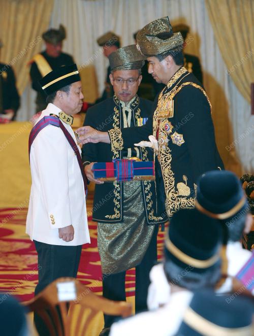 TUANKU MIZAN ZAINAL ABIDIN