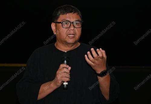 BOBBY HUSAINI