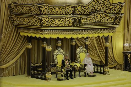 AL-SULTAN ABDULLAH RIÃ•AYATUDDIN AL-MUSTAFA BILLAH SHAH