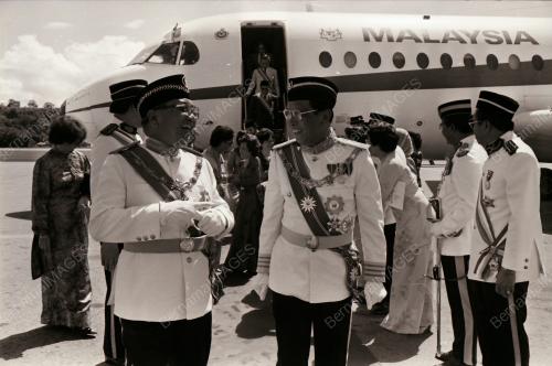 TYT ABANG MUHAMMAD SALAHUDDIN ABANG BARIENG
