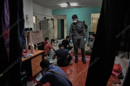 OPERASI JABATAN IMIGRESEN
