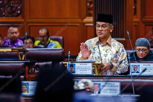 DATUK DR MOHD NA'IM MOKHTAR