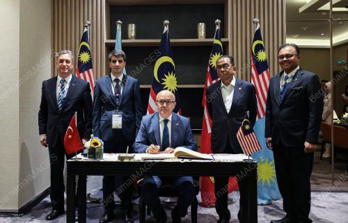 DATUK SERI MOHAMED KHALED NORDIN