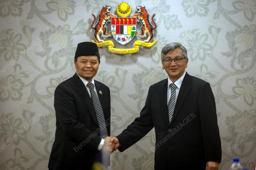 KL19_06082018_KUNJUNGAN_BN201808044972