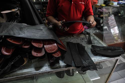 CAPAL CAP KANCIL EMAS